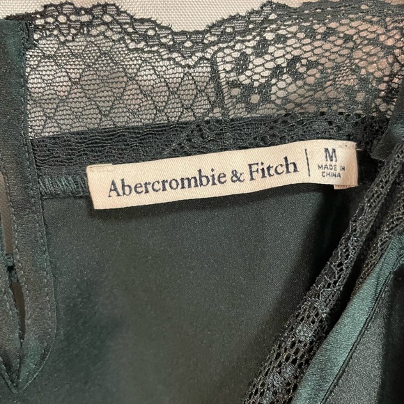 Green Abercrombie Lace Top - Picture 3 of 5